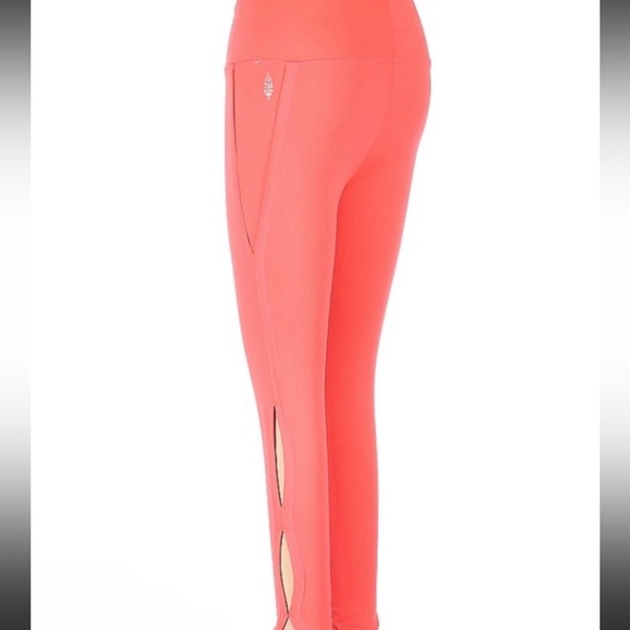 FP Movement by Free People High Rise Infinity Cropped Leggings - Coral - Picture 9 of 10